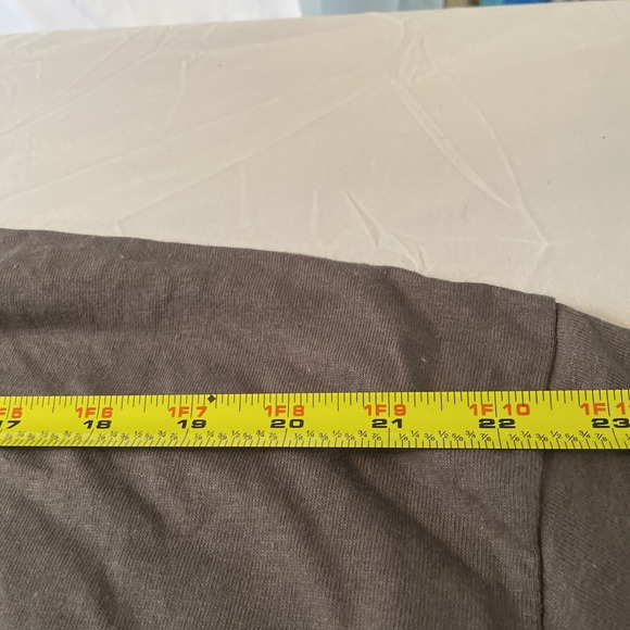 Gildan Lets Go Streaking Cupcake Funny Graphic T-Shirt Charcoal Gray Mens XL - Picture 7 of 8